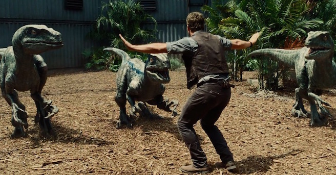 Chris Pratt y los dinosaurios en Jurassic WOrld